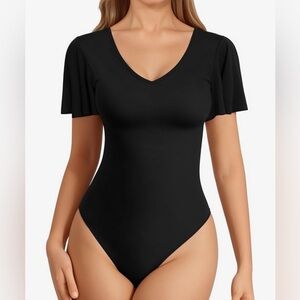 Mangopop XL black V-Neck Bodysuit Flutter Sleeves Stretch